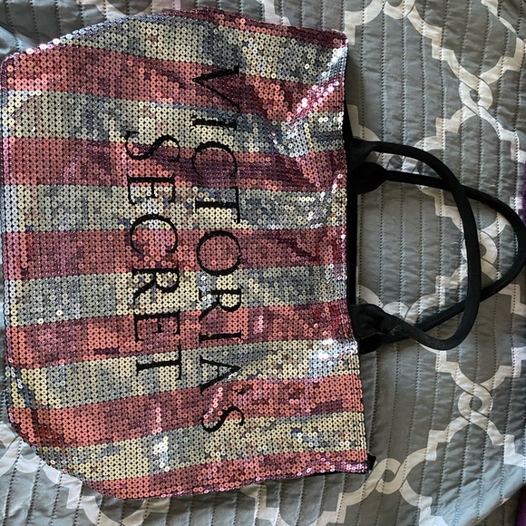 VS tote - Picture 1 of 1